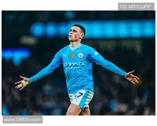 英超联赛首轮比赛：曼城客场告捷，布鲁诺帽子戏法帮助曼联取得胜利